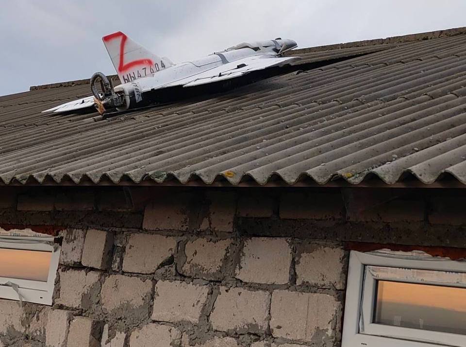 Сегодня утром молдавская полиция сообщила, что российский дрон «Гербера» «упал» на дом сторожа в...